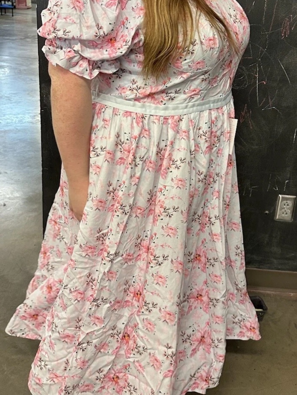 Ivy City Co Pastel Pink Floral Midi Dress - Picture 3 of 3